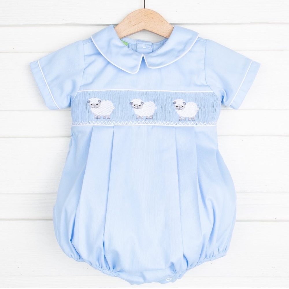 CLASSIC WHIMSY
Lamb Smocked Boy Bubble Light Blue Pique